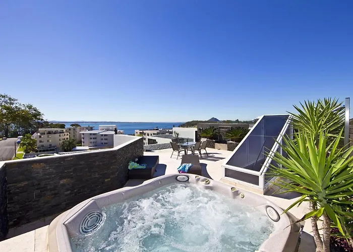 Harbour View Penthouse - The Perfect Location